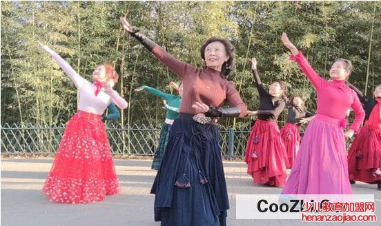 哪一种娱乐老年人最喜欢