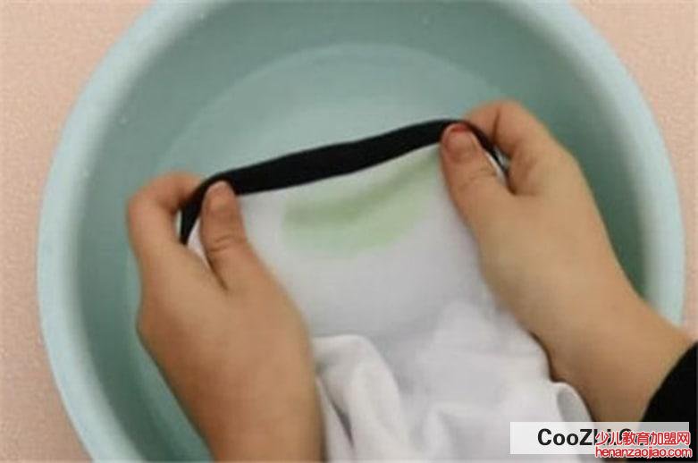 面粉糊怎么清洗