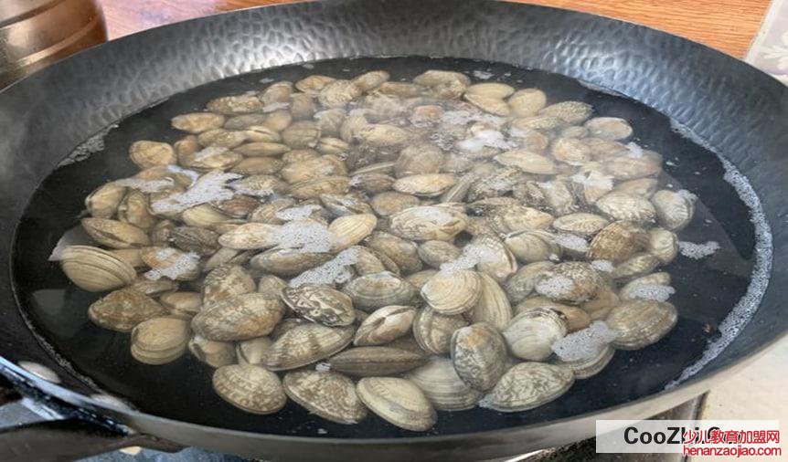 文蛤怎么清洗里面的沙子合适