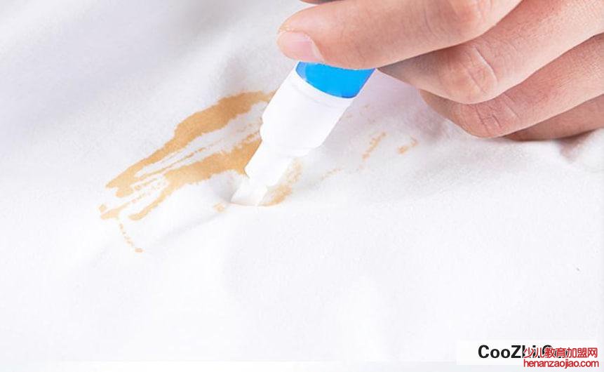 衣服油污痕迹怎么清除最好