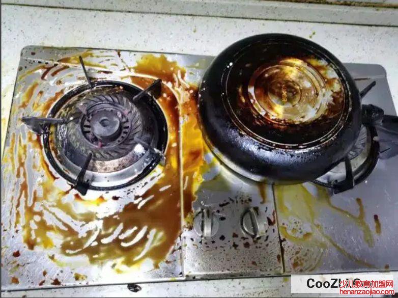 如何自制去油污清洁剂