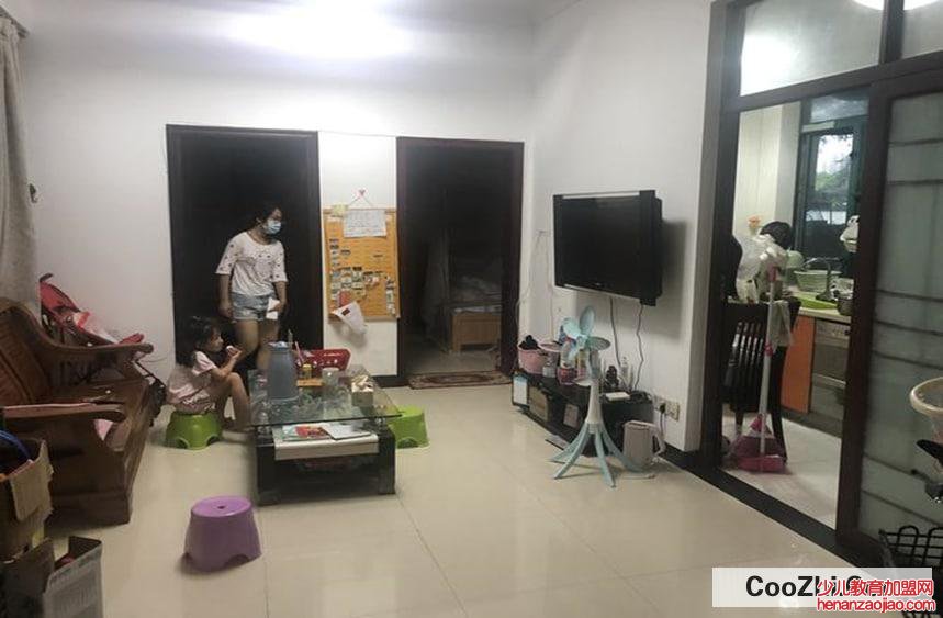 房租没到期房东带人看房我要怎么处理