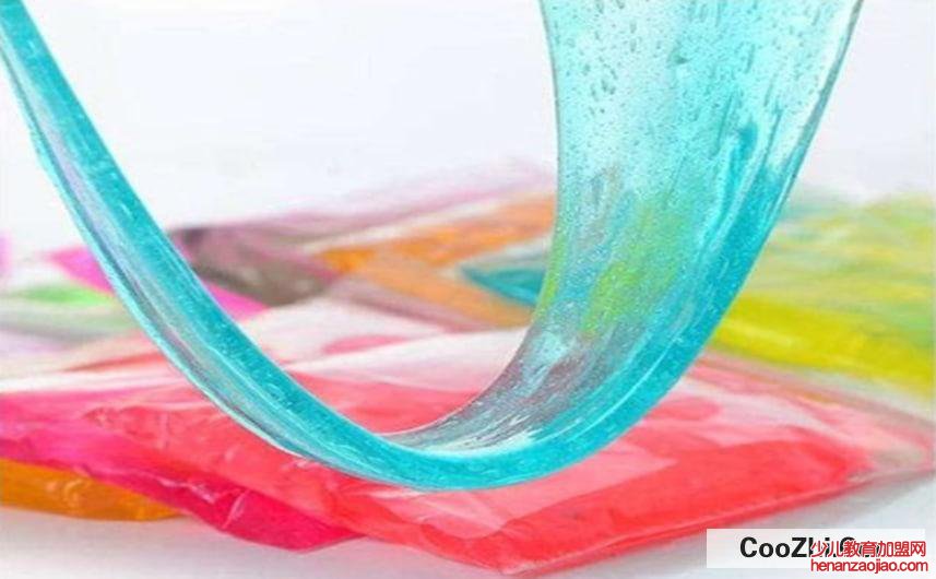 水晶泥弄到衣服上怎么办最好