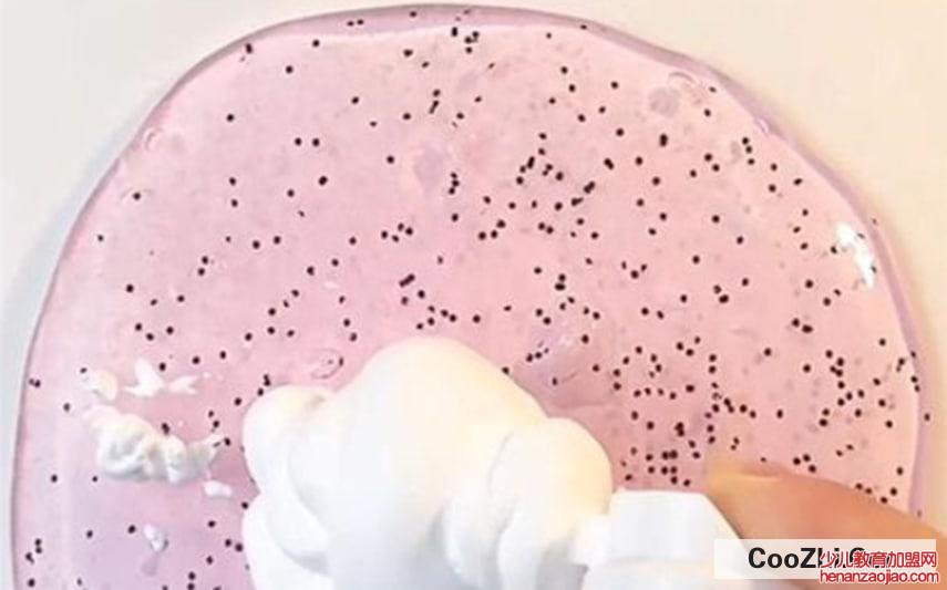 水晶泥弄到衣服上怎么办最好