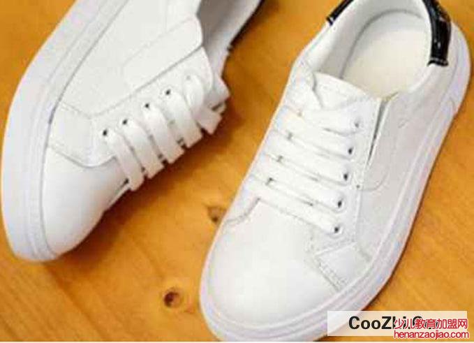 白鞋洗后晾干发黄该怎么办