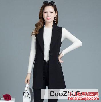 长款马甲应该如何搭配