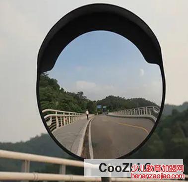 如何挑选和识别反光镜