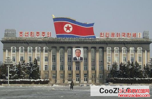 为何朝鲜分成了两个国家