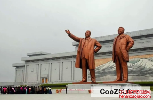 为何朝鲜分成了两个国家