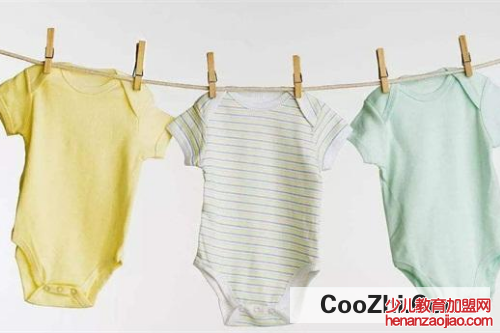 婴儿的衣服该怎么洗