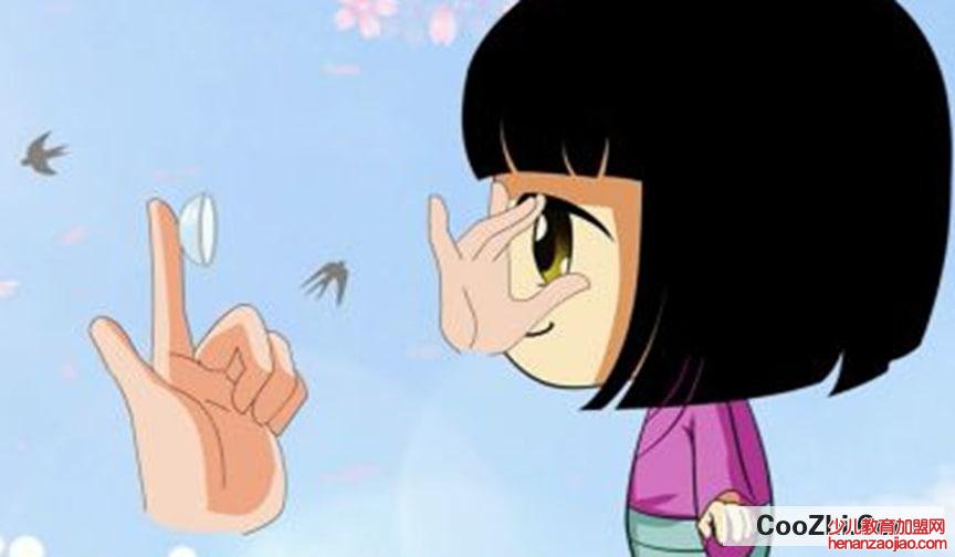 隐形眼镜怎么戴