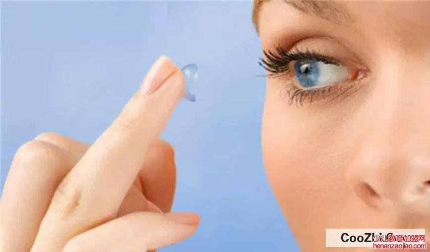 美瞳带上不舒服怎么办