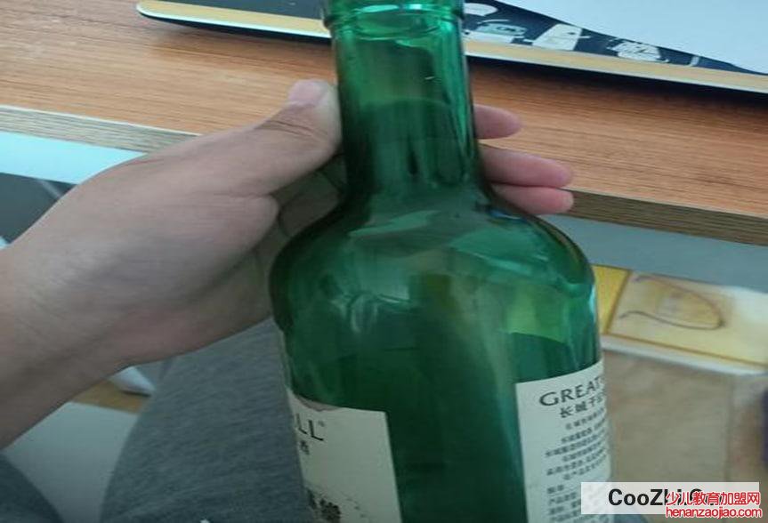 空的红酒瓶怎么巧妙利用起来