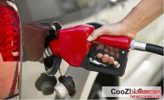 加油站为什么不能打电话