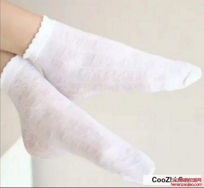 白袜子变黄怎么洗干净小妙招