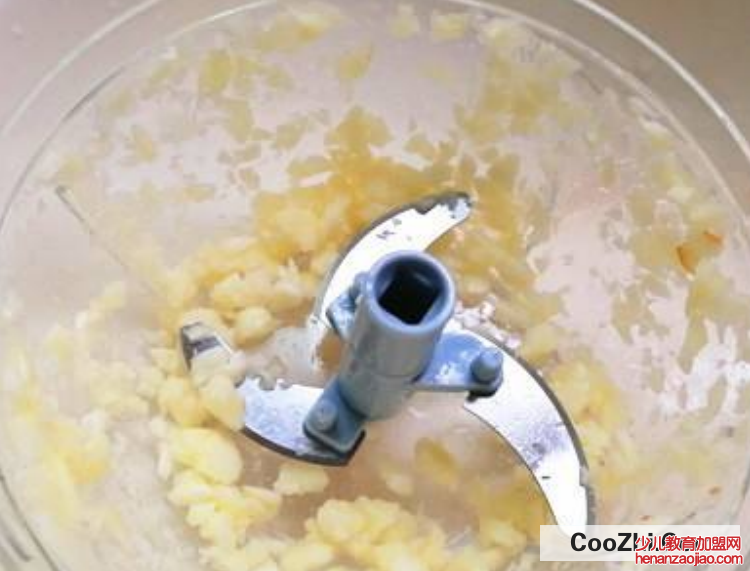 拉蒜器拉绳不回弹怎么修