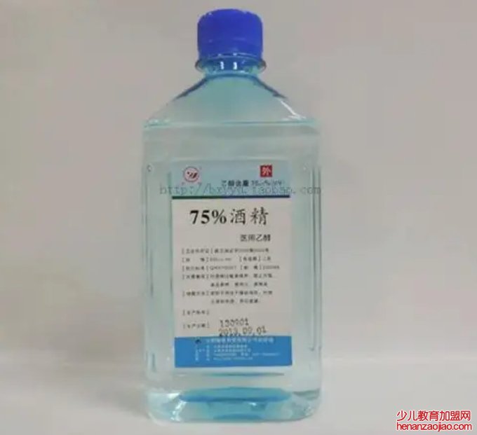 怎么样清除残留的不干胶呢