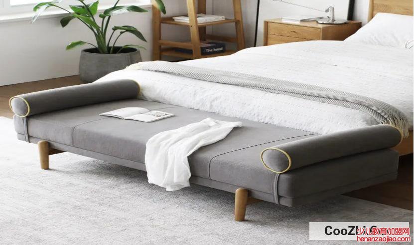 被子和厚重衣物的收纳方法