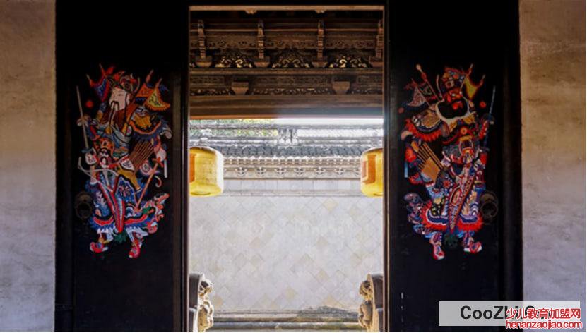 秦叔宝门神怎么贴才正确