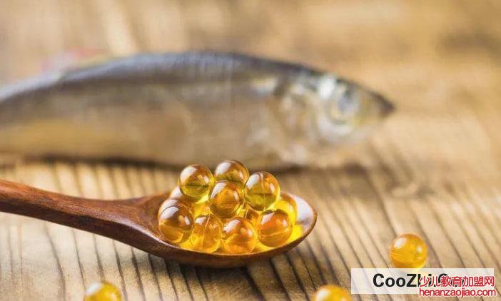 女性吃鱼油有什么好处