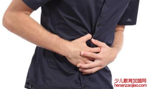 如何区分积食呕吐和受凉呕吐