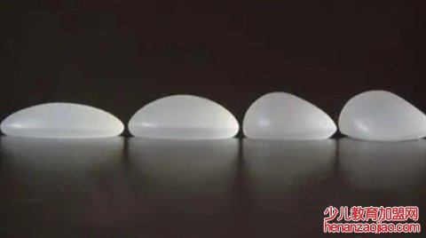 如何快速丰胸？