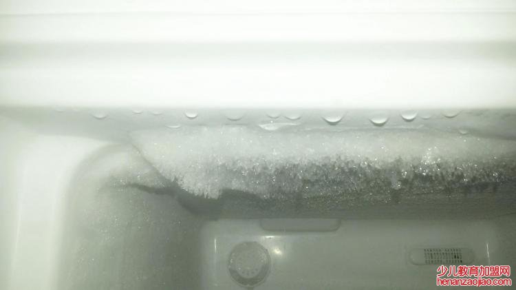 冰箱如何快速去冰?