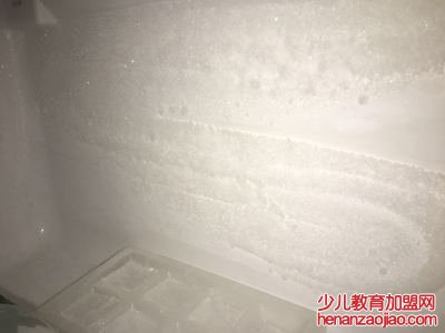 冰箱如何快速去冰?