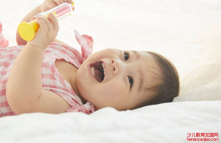 宝宝添加辅食需要注意哪些问题？