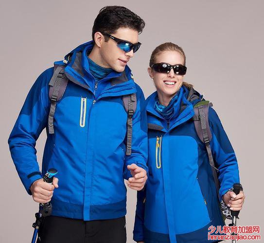 户外小白徒步需要买什么装备?