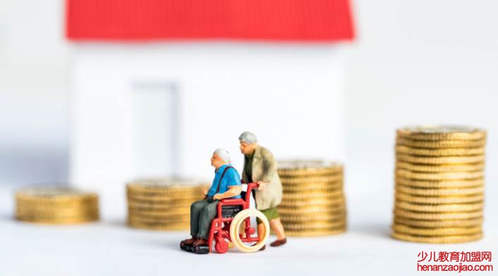企业年金退休能拿多少？