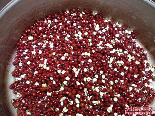 怎么煮红豆薏米水