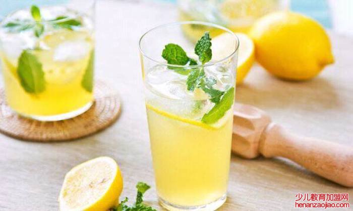 为什么我泡的蜂蜜柠檬水是苦的？