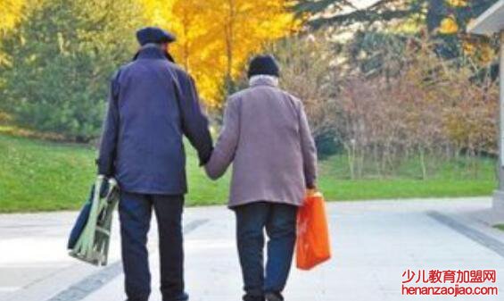 黄昏恋是什么意思