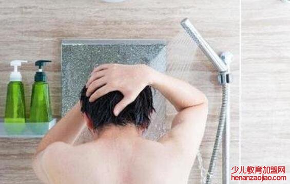 天天洗头好吗?