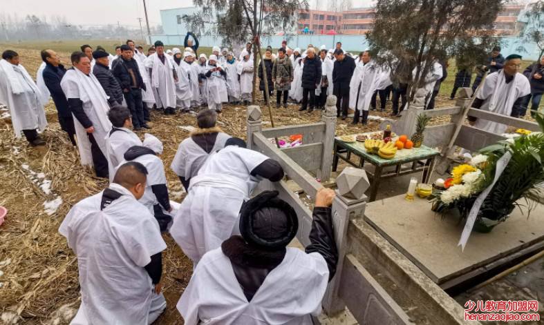 过世的人的照片能留吗？