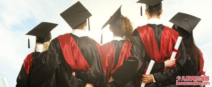 博士相当于什么级别?