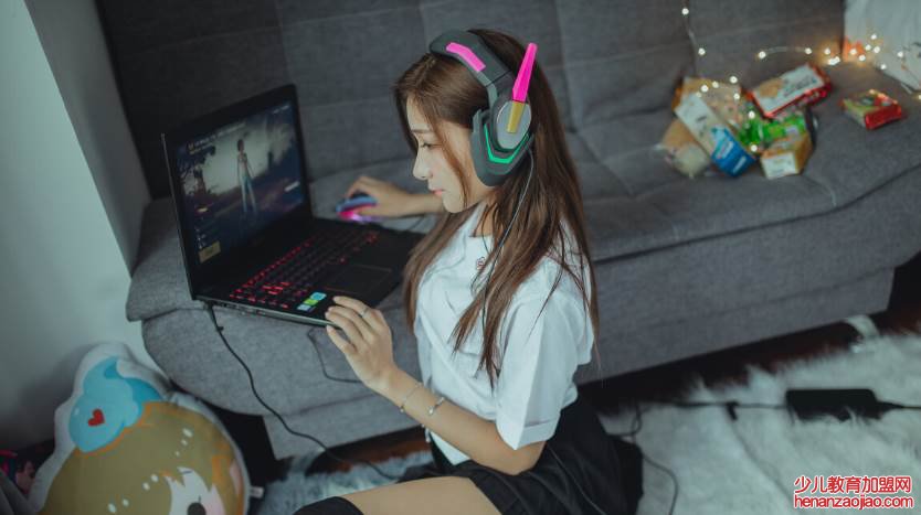 女生回个嗯字有什么含义？