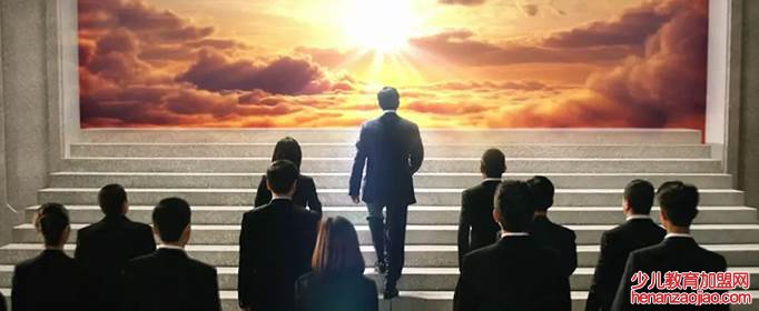 年收入100万元中国有多少人？