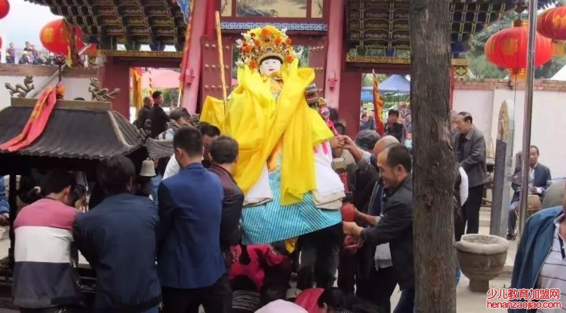 人死后为什么要供饭？