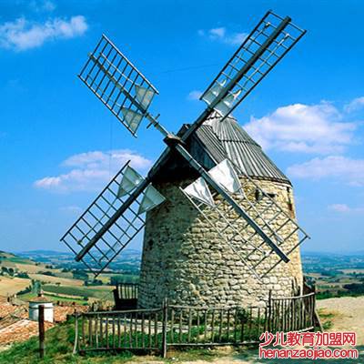 荷兰的风车主要用于什么？