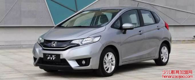 飞度为什么放弃手动挡？