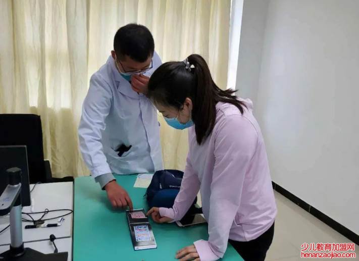 驾驶证换证体检严格吗？