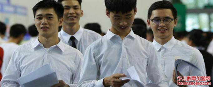 为什么国企现在几乎都是校招?