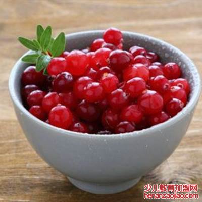 蔓越莓长在水里吗？