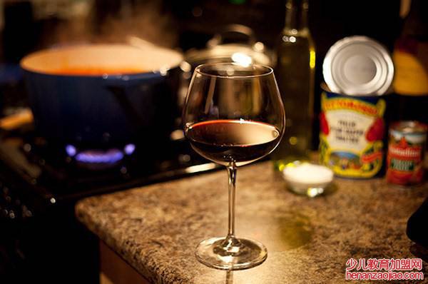 一个人喝酒的经典句子有哪些?