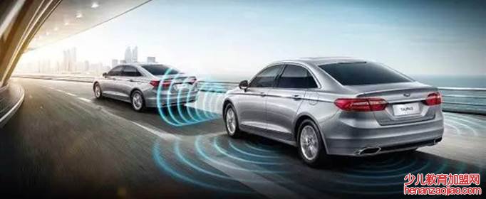 自适应巡航是什么体验？