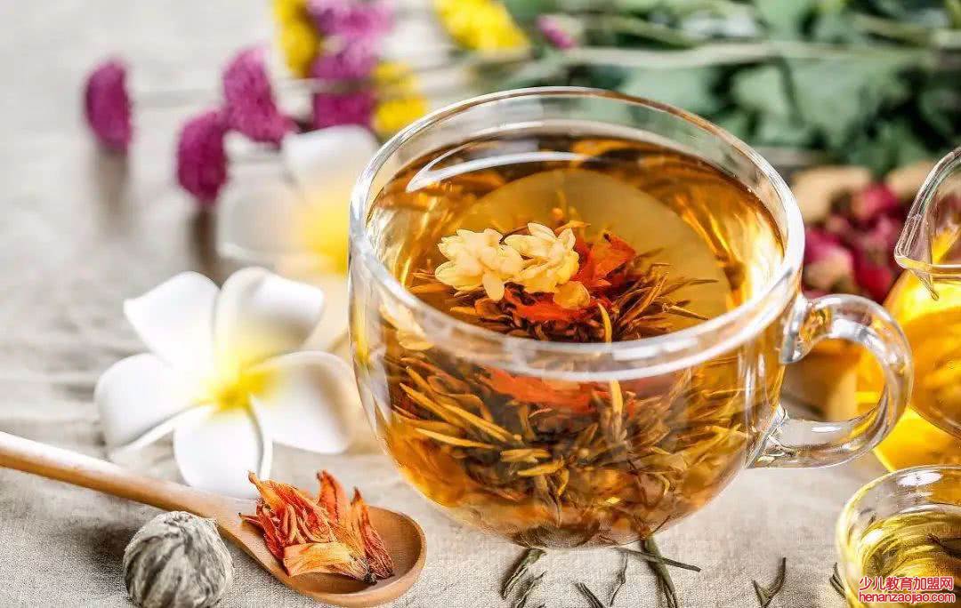 玫瑰和什么一起泡是最好的搭配?