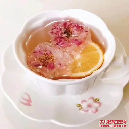 玫瑰和什么一起泡是最好的搭配?