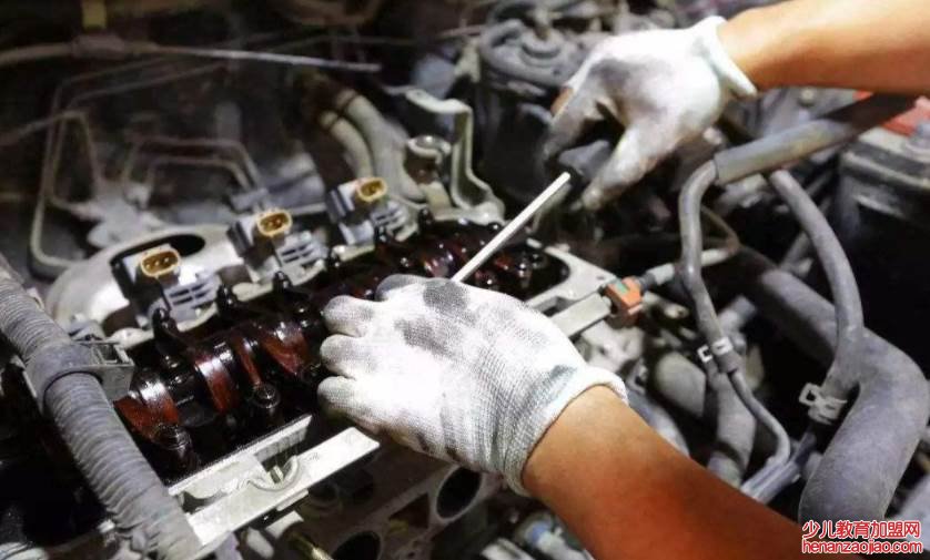 清理发动机积碳最好的办法是什么?